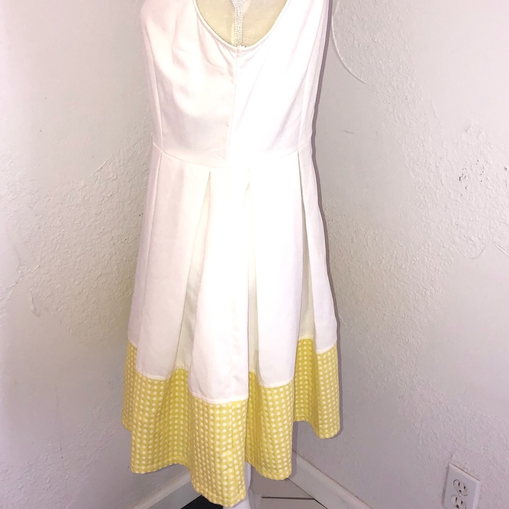 ❌SOLD❌Alter’d state whit and yellow dress - Picture 3 of 6